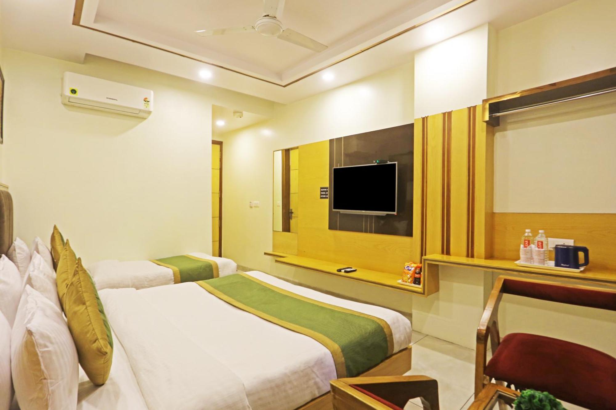 Hotel Aman Imperial Just A Minute Away From New Delhi Railway Station And Connaught Place Zewnętrze zdjęcie