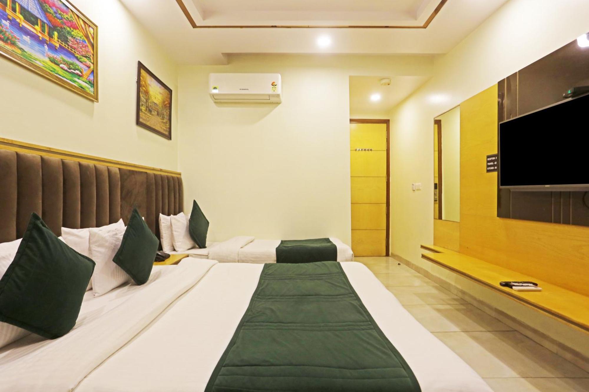 Hotel Aman Imperial Just A Minute Away From New Delhi Railway Station And Connaught Place Zewnętrze zdjęcie