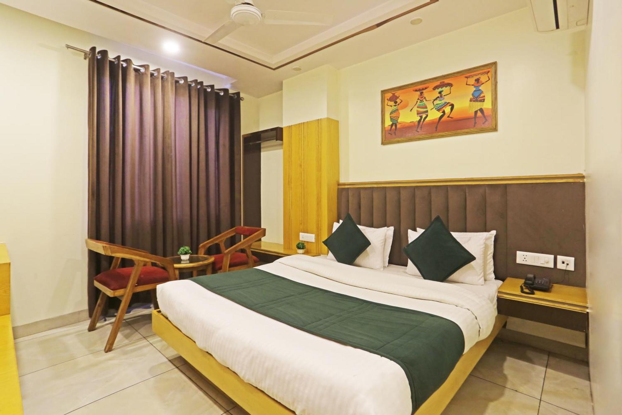 Hotel Aman Imperial Just A Minute Away From New Delhi Railway Station And Connaught Place Zewnętrze zdjęcie